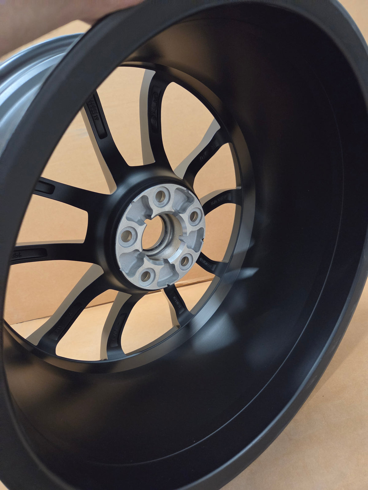 C6/C7 Corvette Cup-style Wheel Front Satin Black/Redline *BRAND NEW OEM*