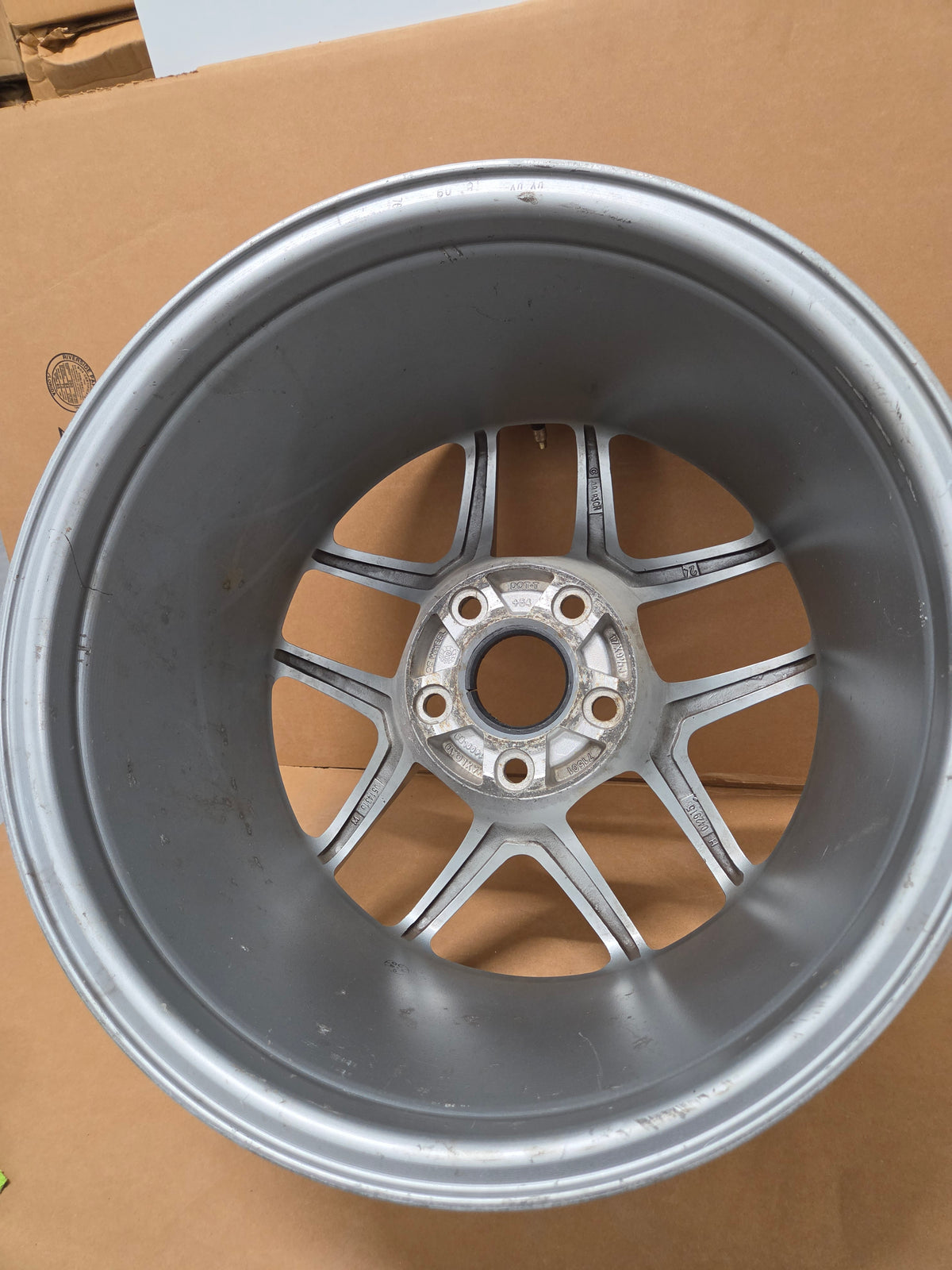 OE Wheels CV04 C5 Corvette Z06 Replica Front Wheel Silver Painted *Damaged/Repairable*