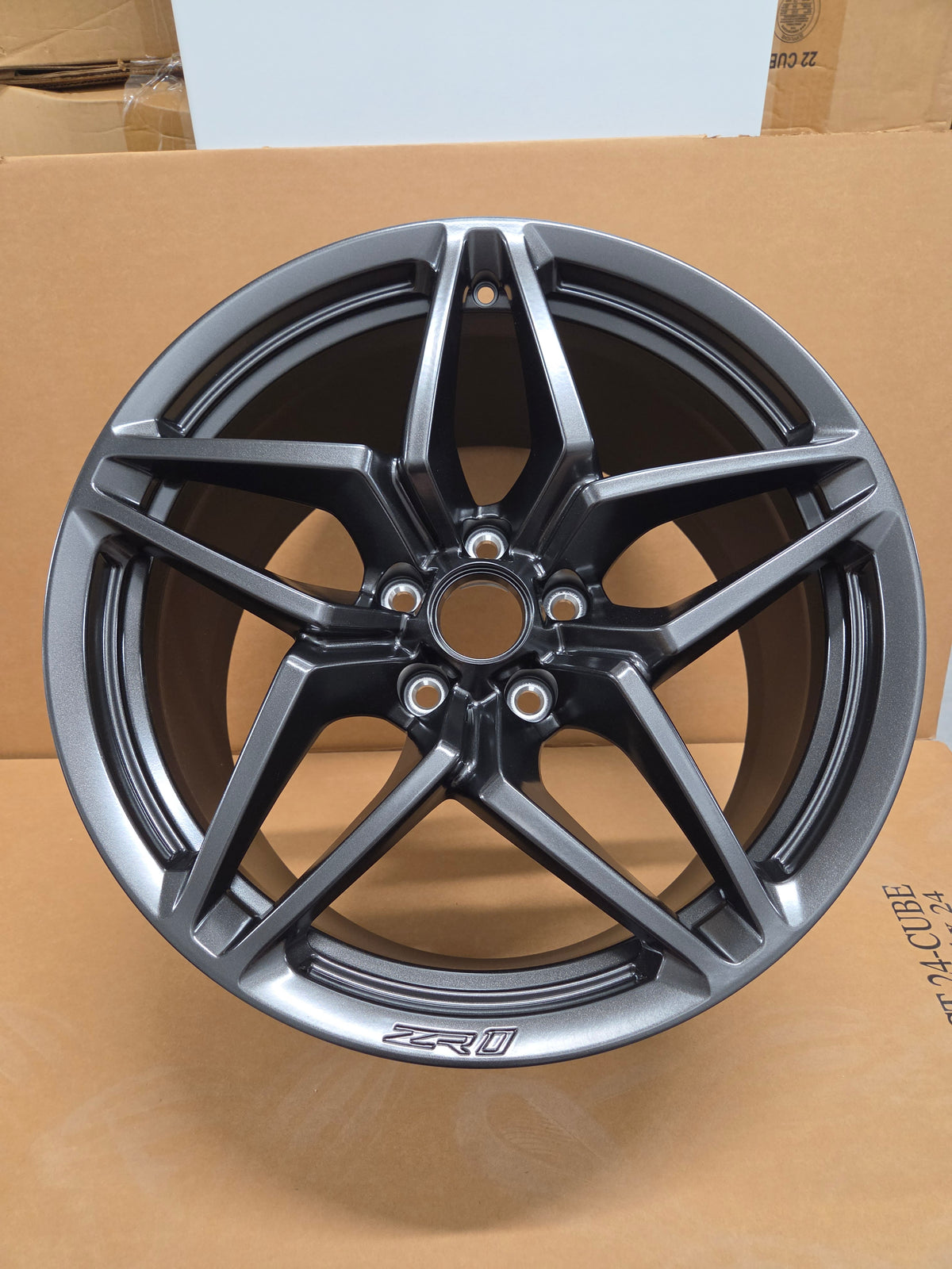 C7 Corvette ZR1 Satin Graphite Front Wheel *BRAND NEW GM*