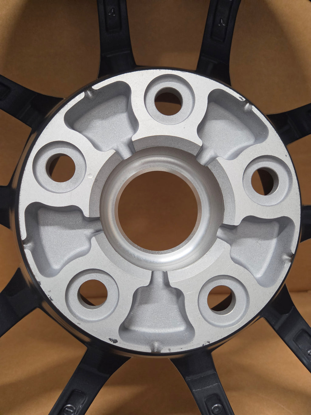 C6/C7 Corvette Cup Wheel FRONT Machine Face w/ Gunmetal Inlay *BRAND NEW OEM GM*