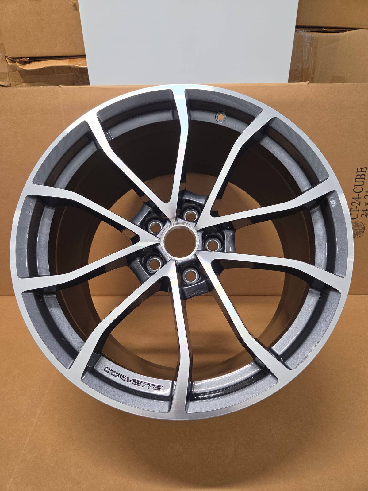 C6/C7 Corvette Cup Wheel Rear Machine Face w/ Gunmetal Inlay *BRAND NEW OEM GM*