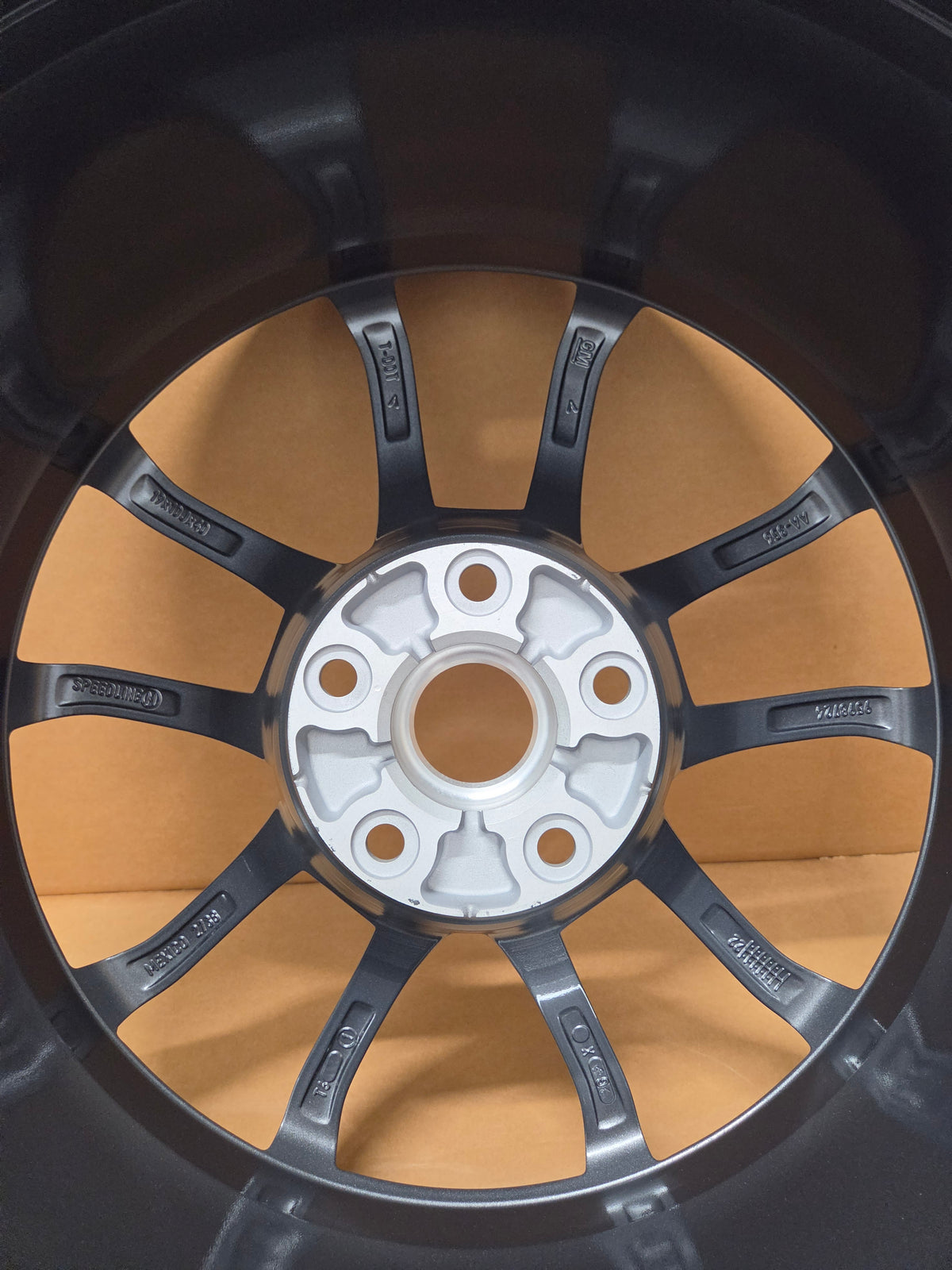 C6/C7 Corvette Cup Wheel FRONT Machine Face w/ Gunmetal Inlay *BRAND NEW OEM GM*