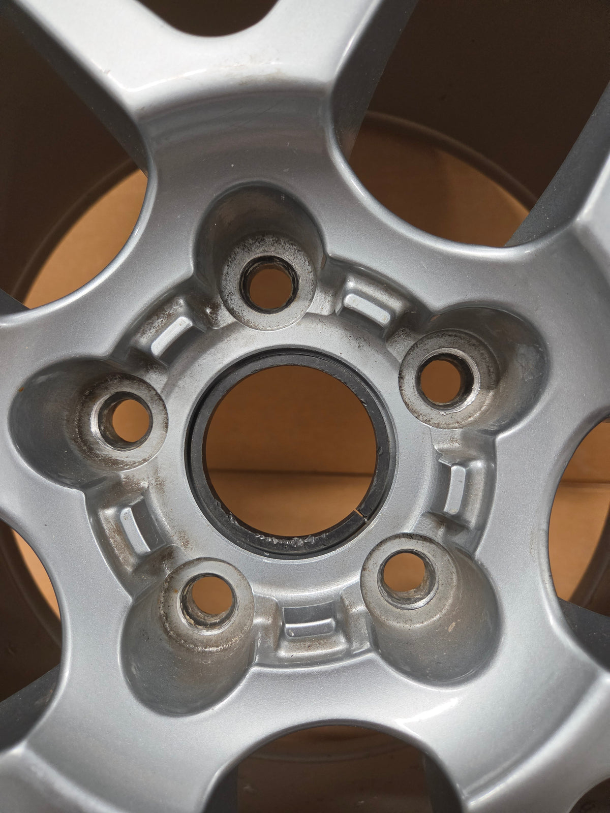 OE Wheels CV04 C5 Corvette Z06 Replica Front Wheel Silver Painted *Damaged/Repairable*