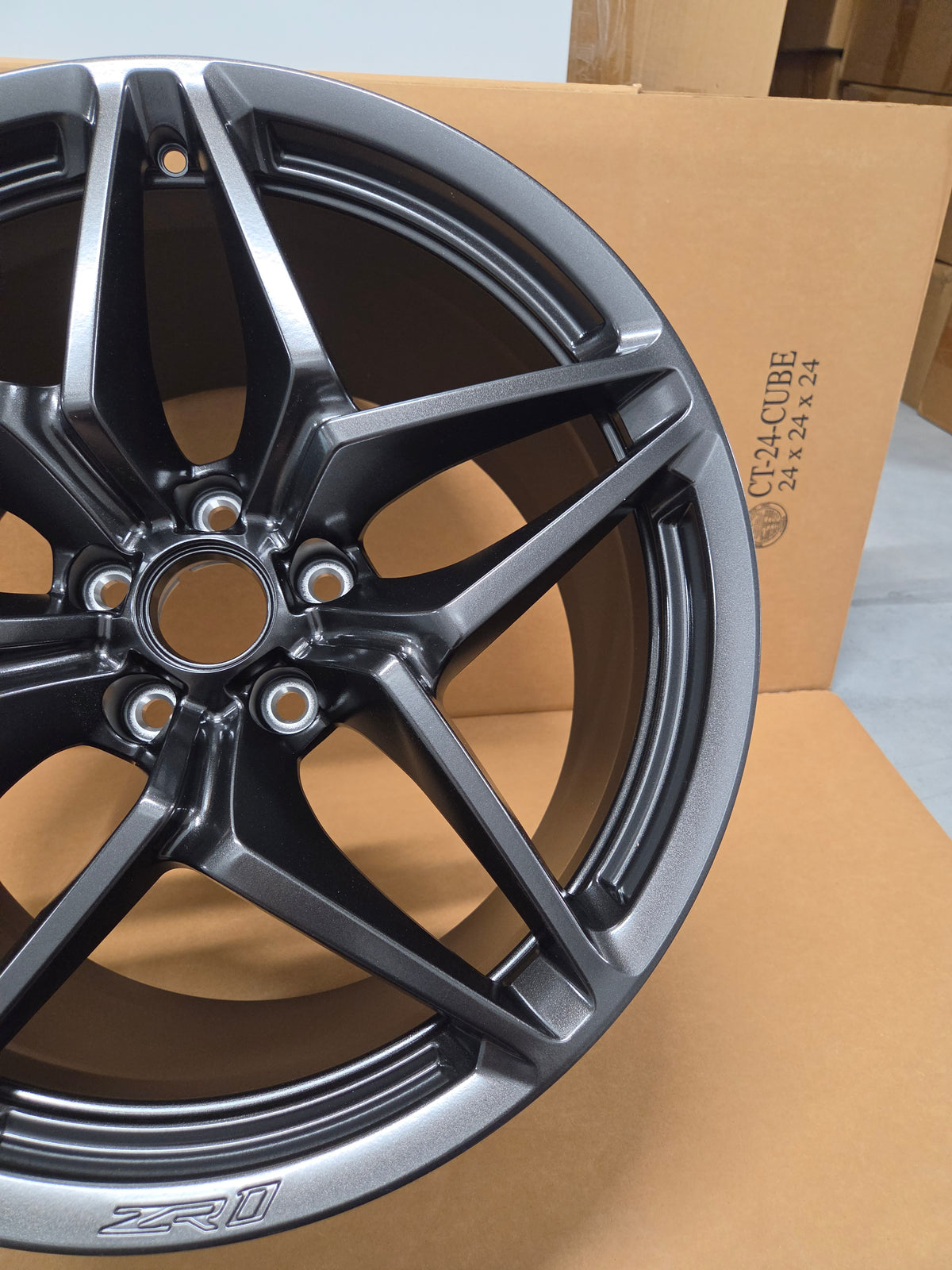 C7 Corvette ZR1 Satin Graphite Rear Wheel *BRAND NEW GM*