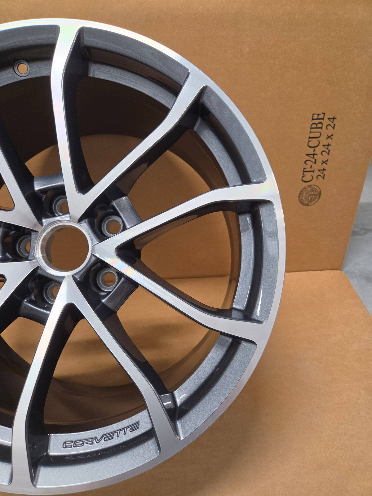 C6/C7 Corvette Cup Wheel FRONT Machine Face w/ Gunmetal Inlay *BRAND NEW OEM GM*