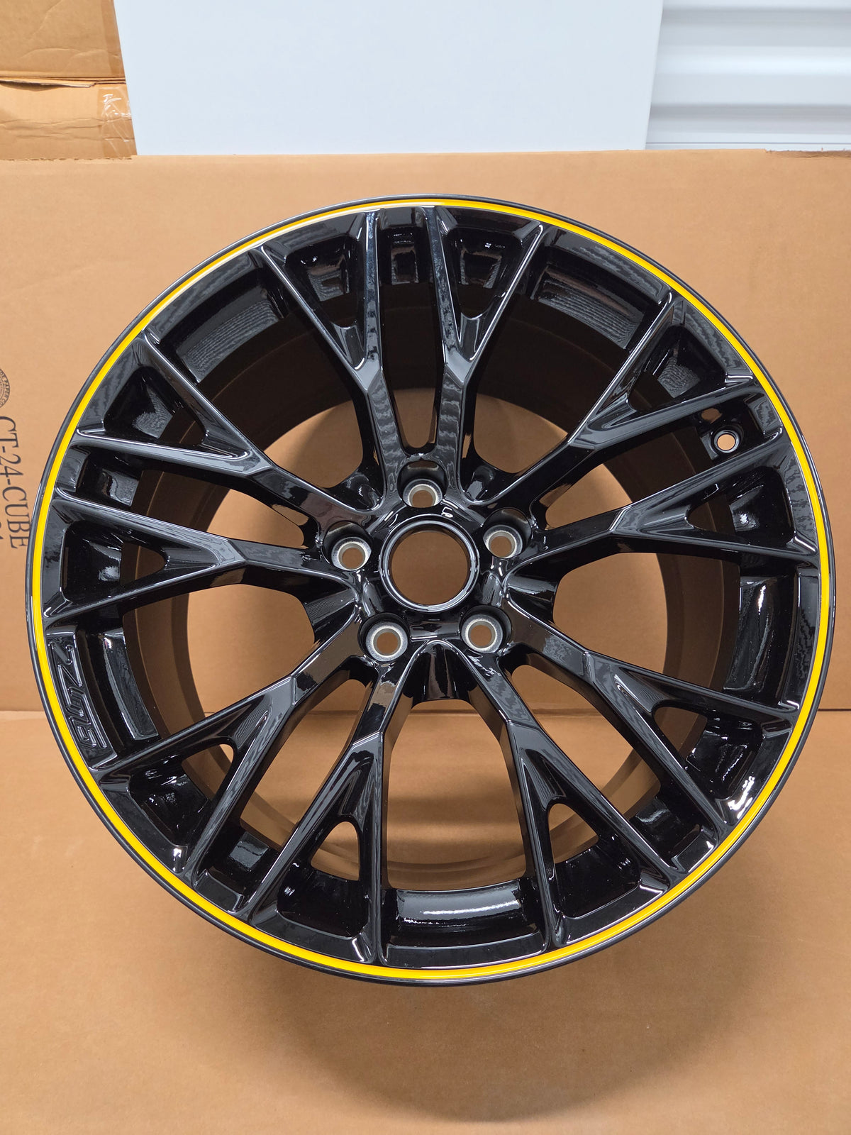C7 Corvette Z06 Front Gloss Black/Yellow Stripe *Brand New OEM GM*