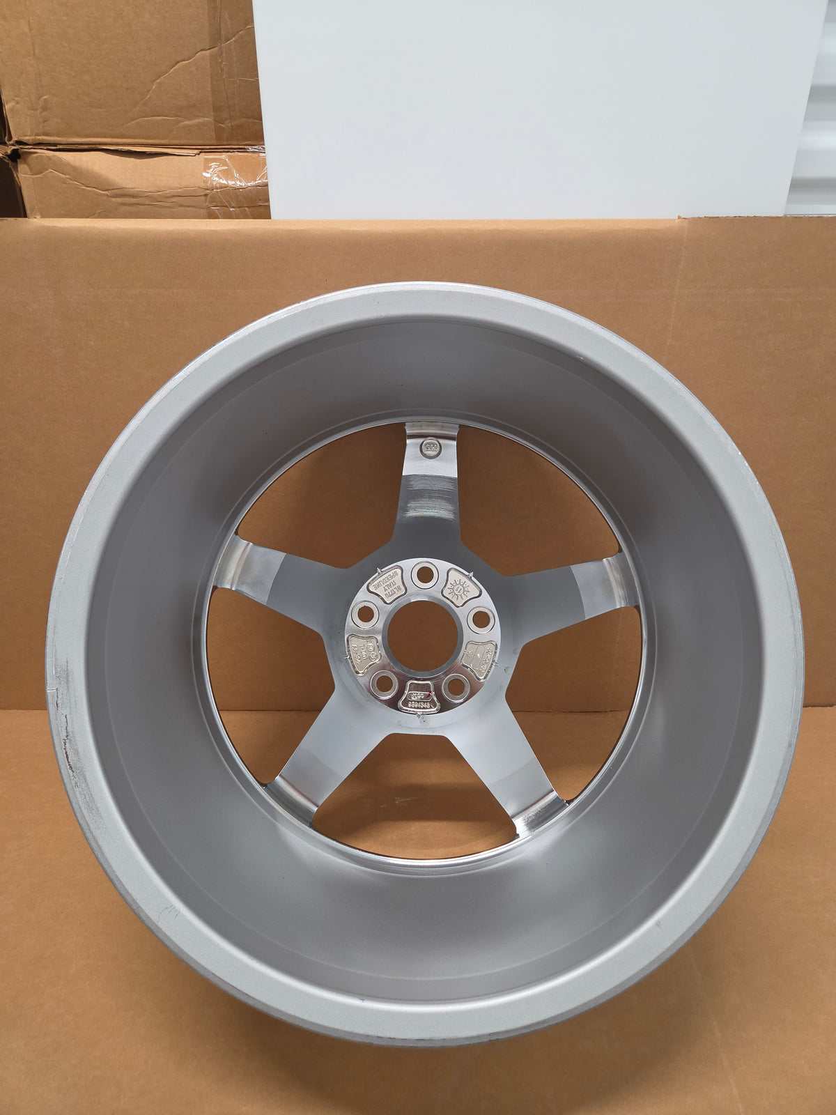 C6 Corvette Base Rear Wheel *Blemish* 2005-2008