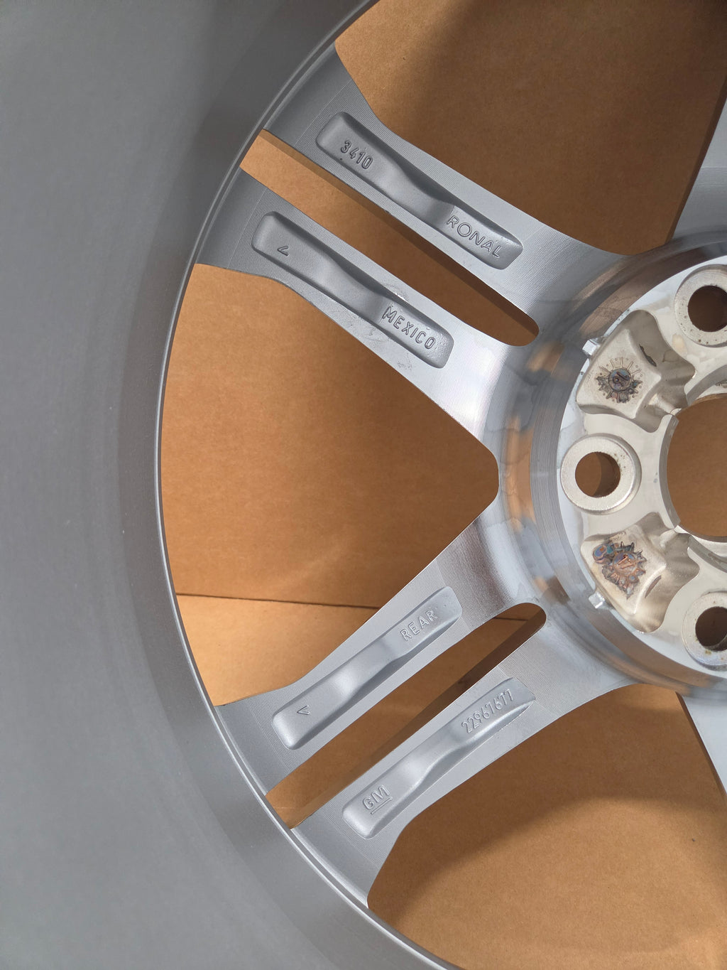 C7 Corvette RPO Code QX3 Chrome Finish Split 5 Spoke Rear Wheel *Brand NEW OEM w/ Minor Blemish*